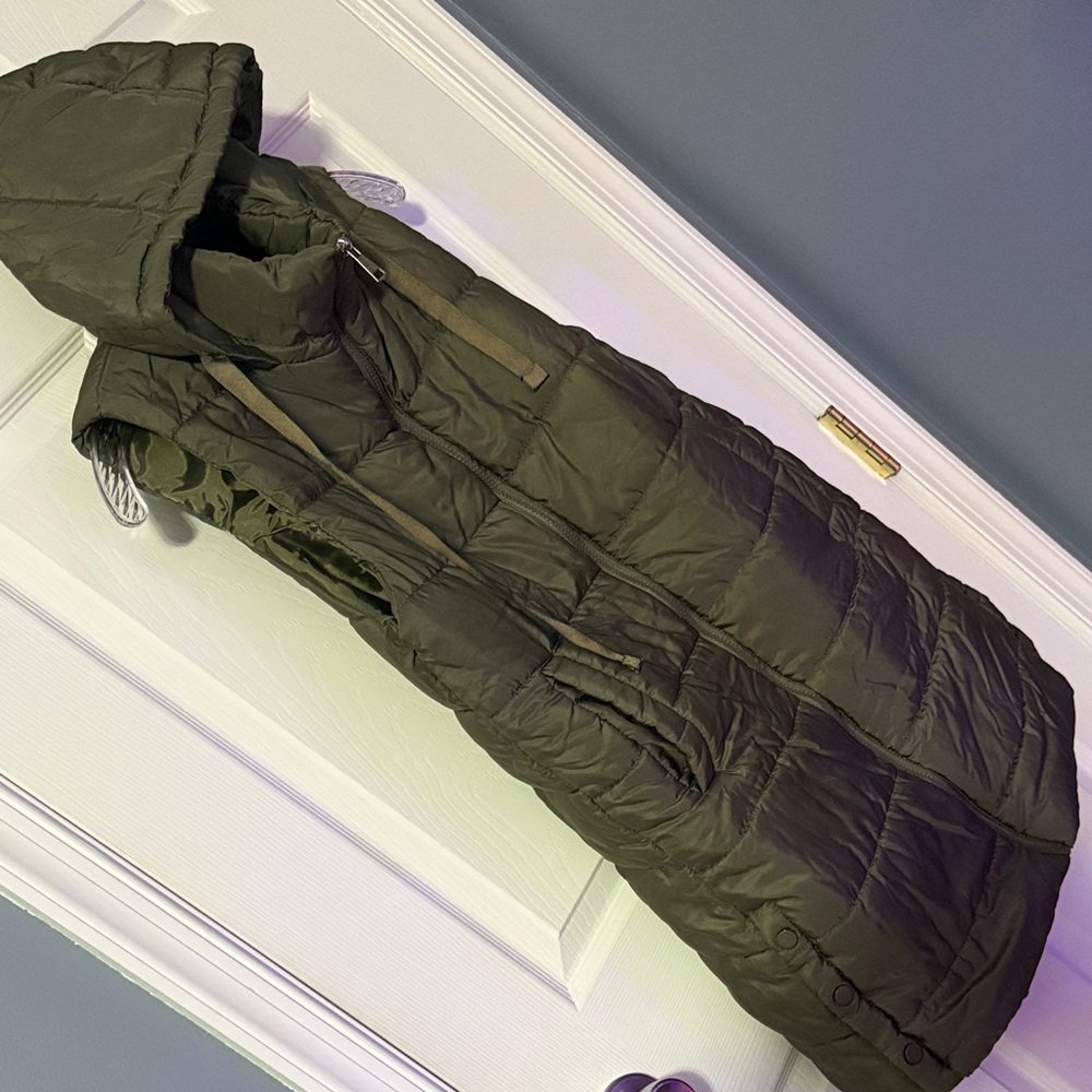 Women's Olive Hooded Puffer Vest